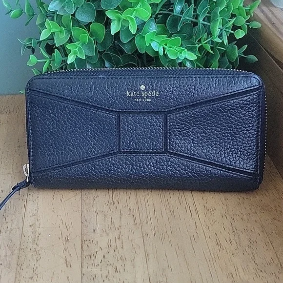 Fossil and Kate Spade Wallet Bundle - Picture 8 of 16